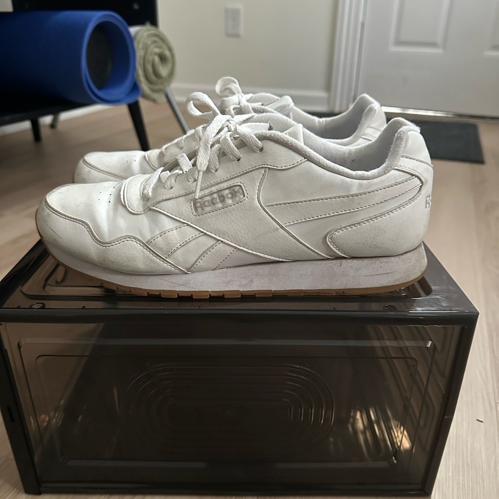 Reebok Men's Off-White Sneakers
